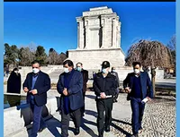 بازدید از آرامگاه فردوسی